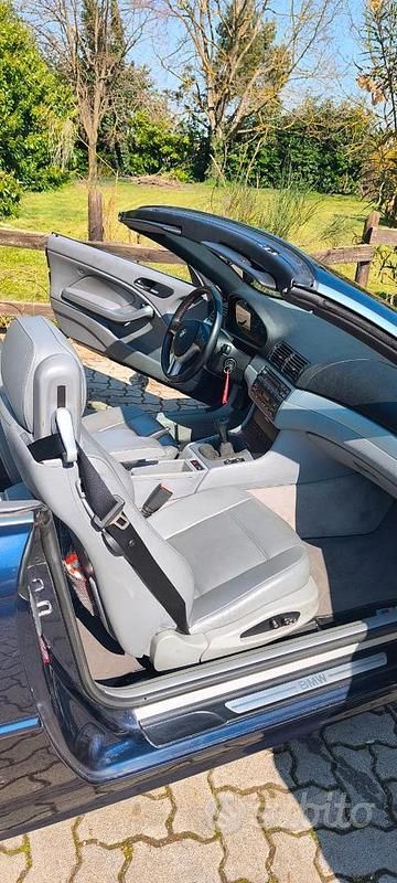 Usata BMW 330 Cabriolet 231 CV (169 kW) 2001 Blu Cabrio