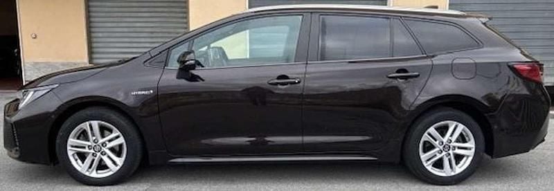 Usata Suzuki Swace 122 CV (89 kW) 2020 Marrone Station wagon