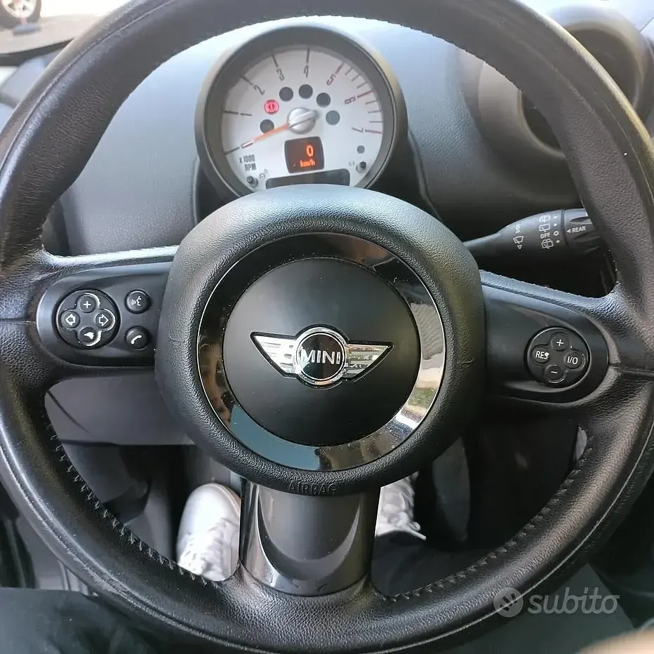 Usata Mini Cooper D Countryman 90 CV (66 kW) 2015 Bluazzurro SUV