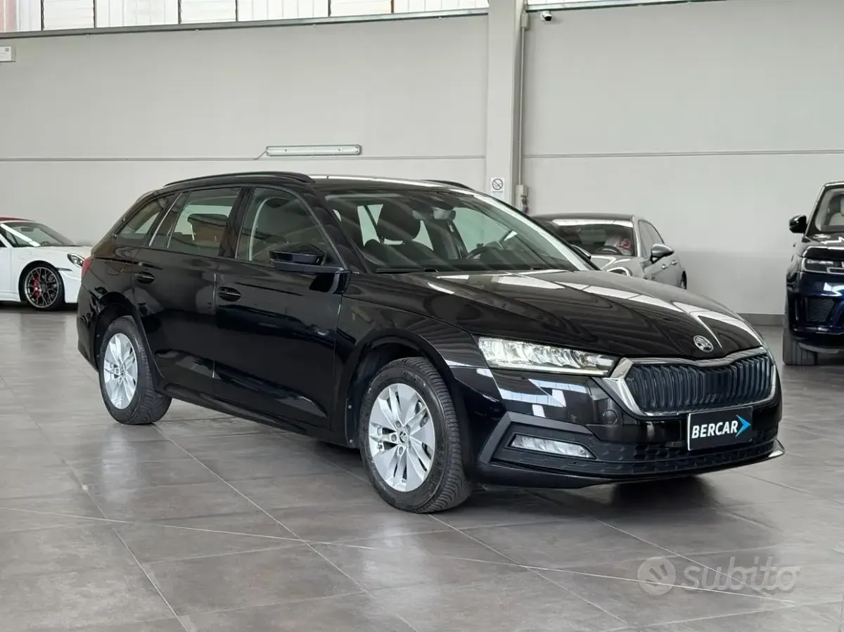 Occasion Skoda Octavia Executive 150 ch (110 kW) 2022 Noir Break