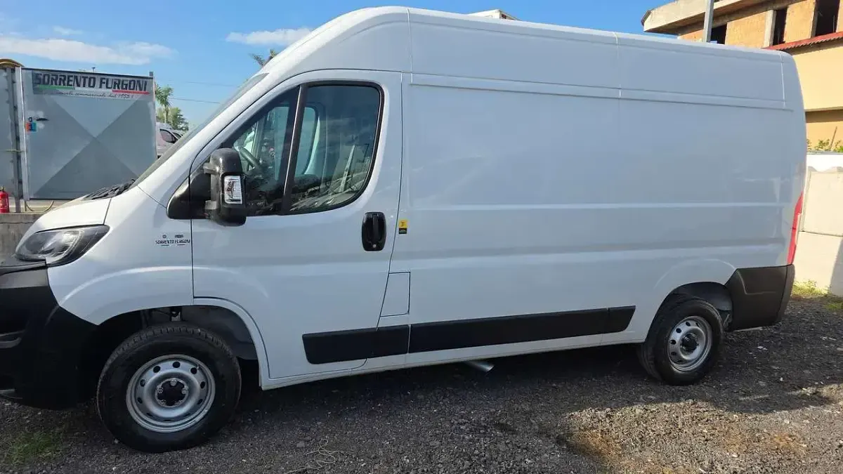 Usata Fiat Ducato 140 CV (102 kW) 2022 Bianco Furgone