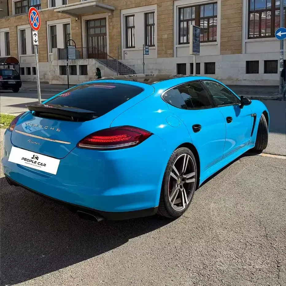 Usata Porsche Panamera Diesel 250 CV (183 kW) 2011 Blu Utilitaria