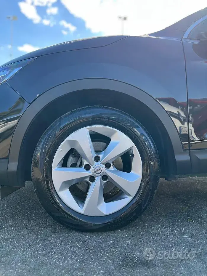 Usata Nissan Qashqai Tekna+ 116 CV (85 kW) 2019 Nero SUV