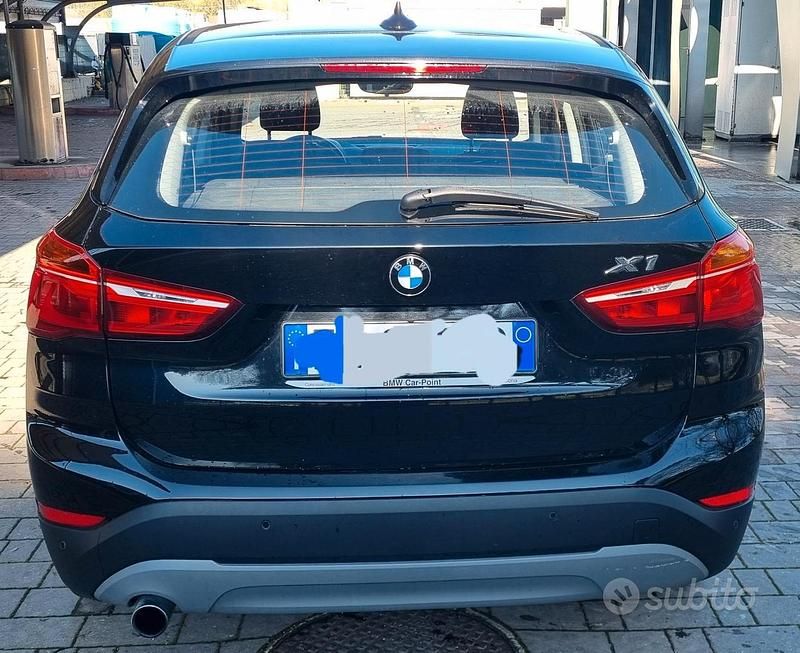 Usata BMW X1 Advantage 150 CV (110 kW) 2017 Nero SUV