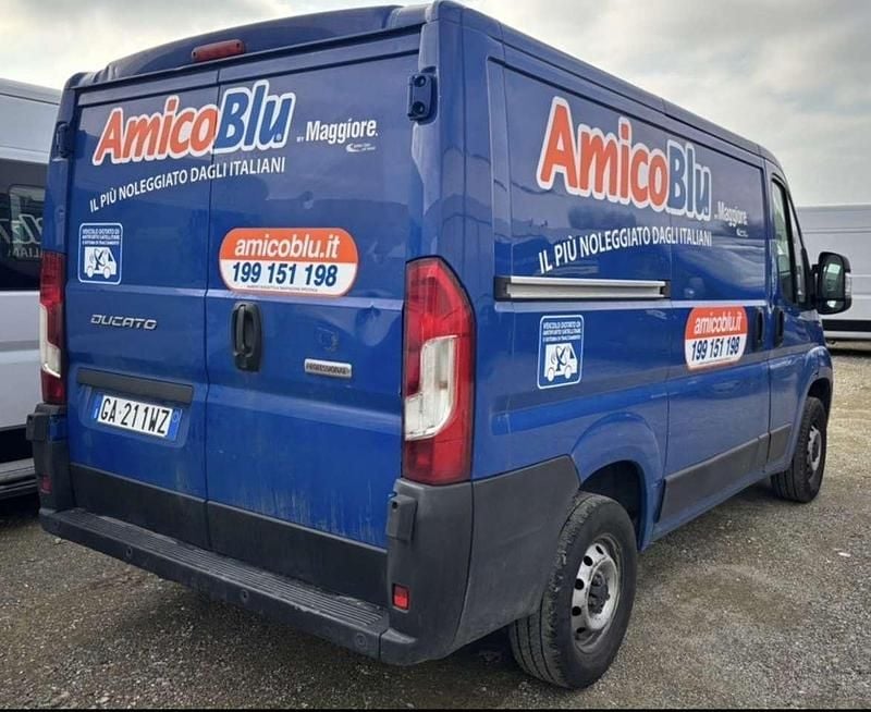 Usata Fiat Ducato 120 CV (88 kW) 2020 Blu/azzurro Furgone