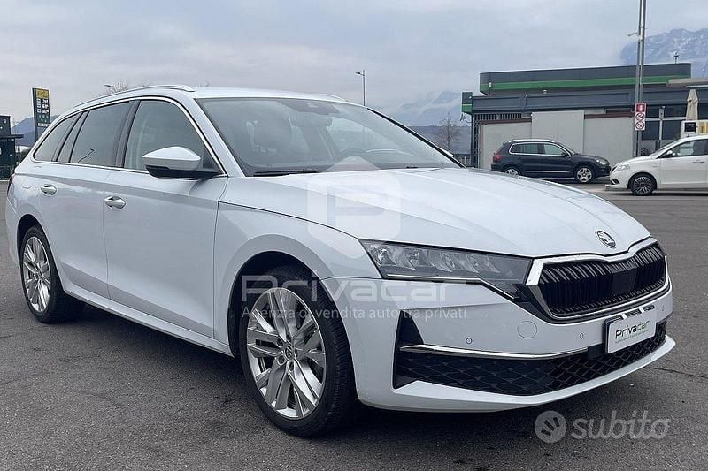 Usata Skoda Octavia SportLine 150 CV (110 kW) 2024 Bianco Station wagon