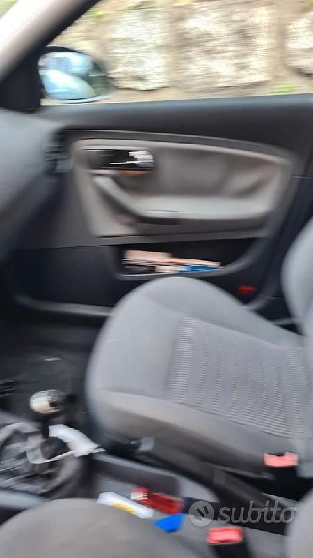 Usata Seat Ibiza 75 CV (55 kW) 2002 Blu/azzurro Utilitaria