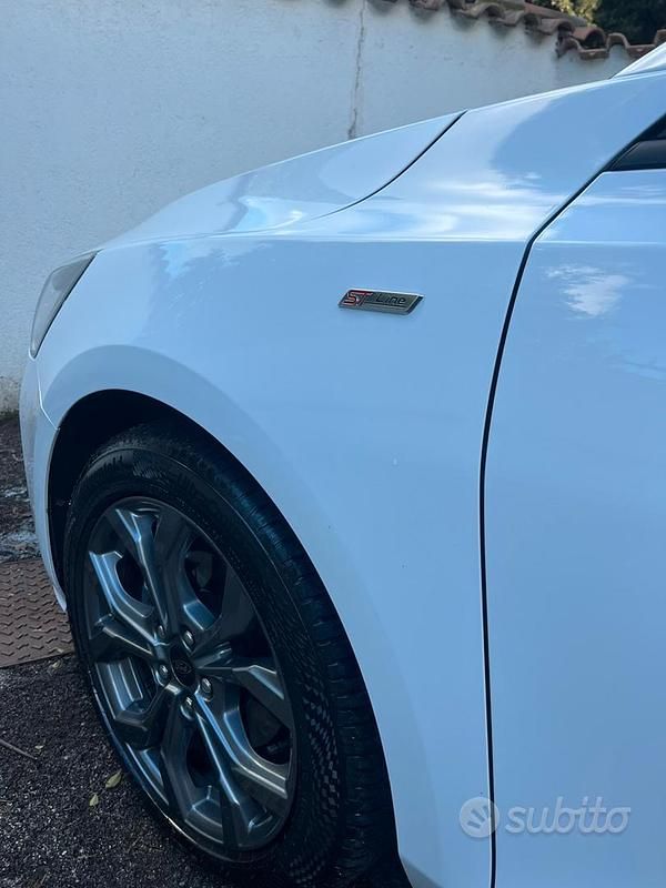 Usata Ford Focus ST-Line 125 CV (91 kW) 2023 Bianco Berlina