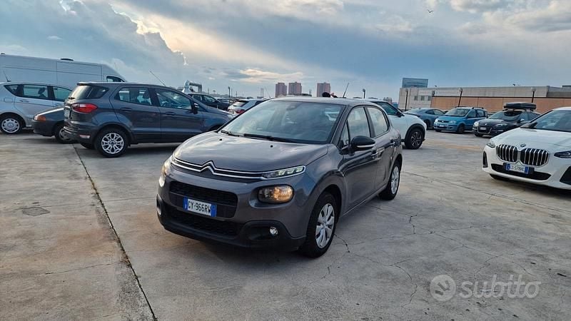 Grigio Usata 2020 Citroën C3 PureTech Berlina | 9500 € (Ottimo prezzo) - Immagine 1/4
