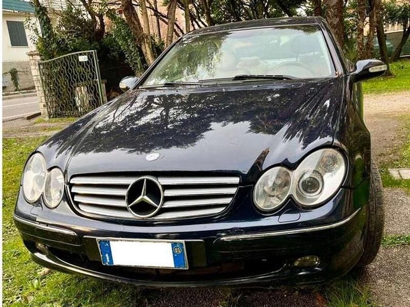 Usata Mercedes CLK320 218 CV (160 kW) 2002 Blu/azzurro Coupé