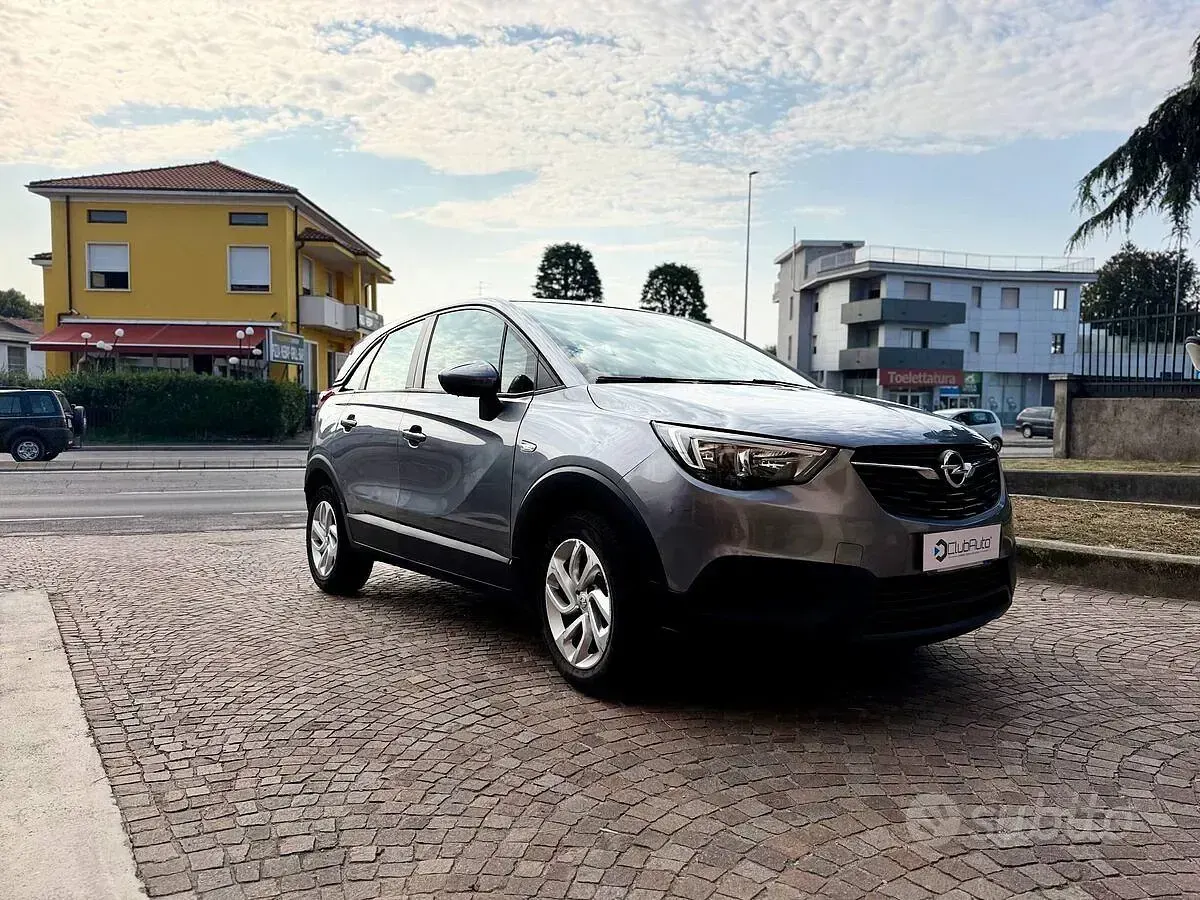 Usata Opel Crossland X 82 CV (60 kW) 2018 Grigio SUV