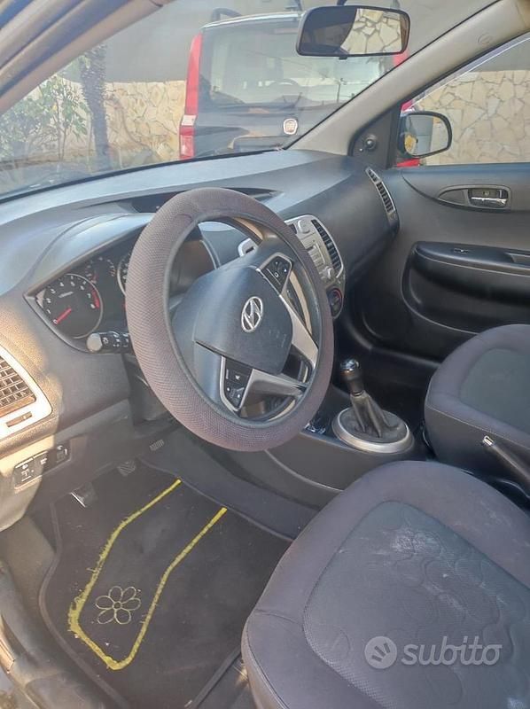 Usata Hyundai i20 2010 Nero Utilitaria