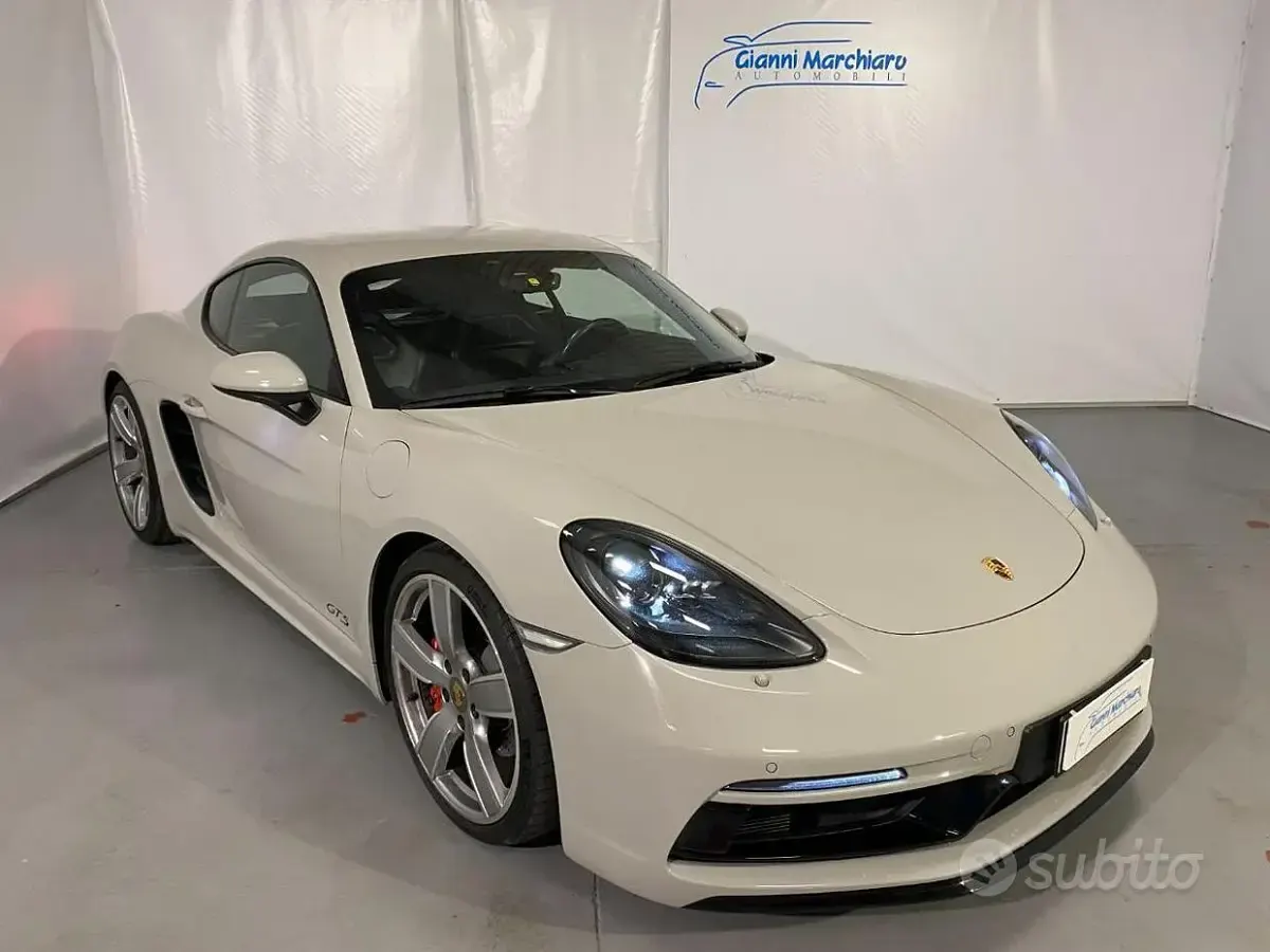 Usata Porsche 718 364 CV (267 kW) 2018 Grigio Coupé