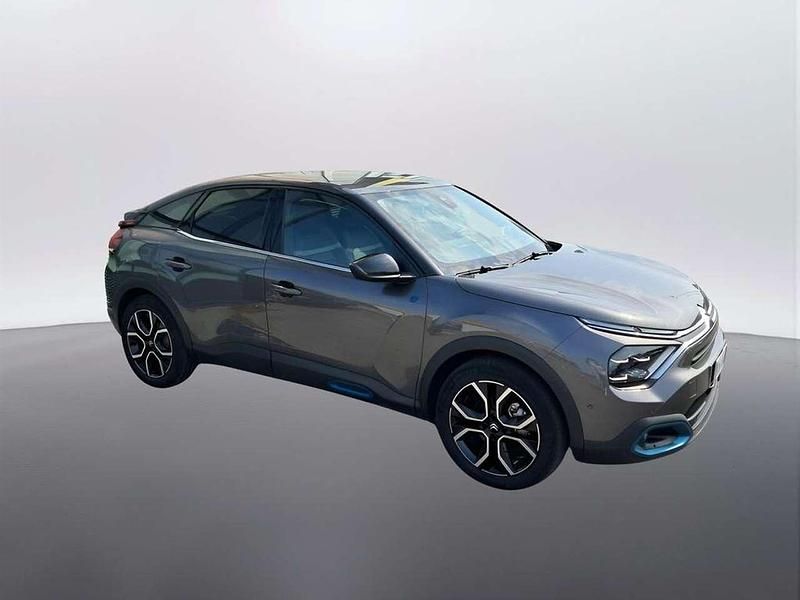 Usata Citroën e-C4 Shine 100 kW (136 CV) 2023 Grigio scuro Berlina