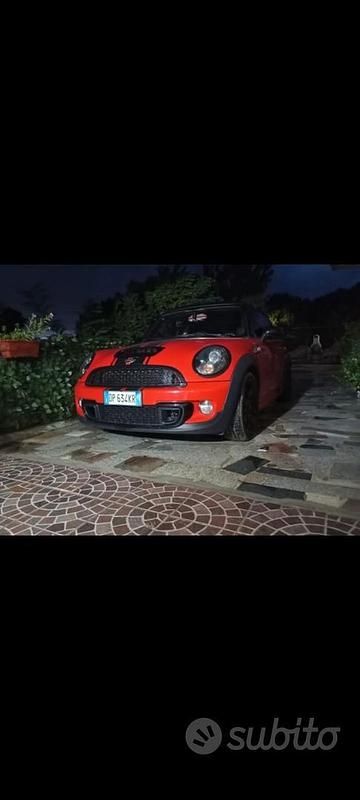 Usata Mini Cooper D 211 CV (155 kW) 2008 Utilitaria