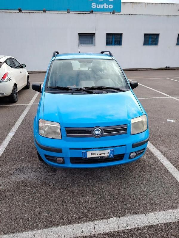 Usata Fiat Panda Dynamic 2005 Blu Utilitaria