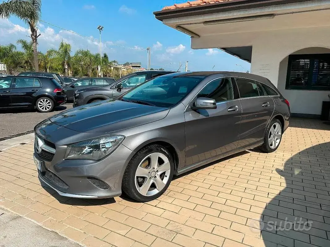 Usata Mercedes CLA220 Business 2016 Grigio Berlina