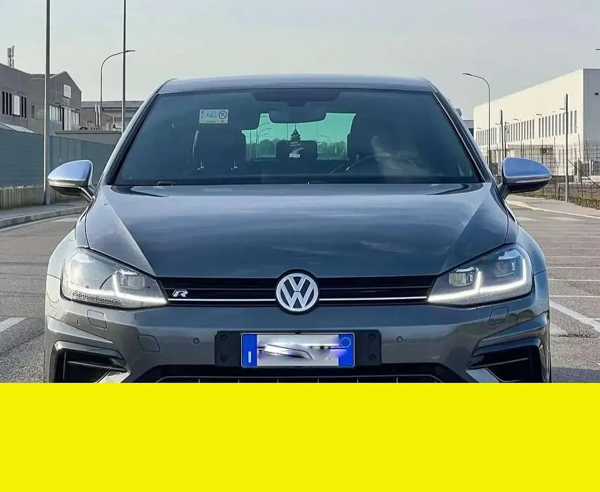 Usata VW Golf VII 310 CV (228 kW) 2017 Other Berlina