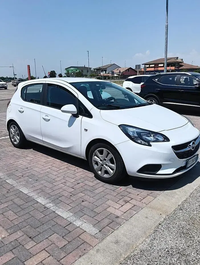 Usata Opel Corsa 90 CV (66 kW) 2016 Bianco Utilitaria
