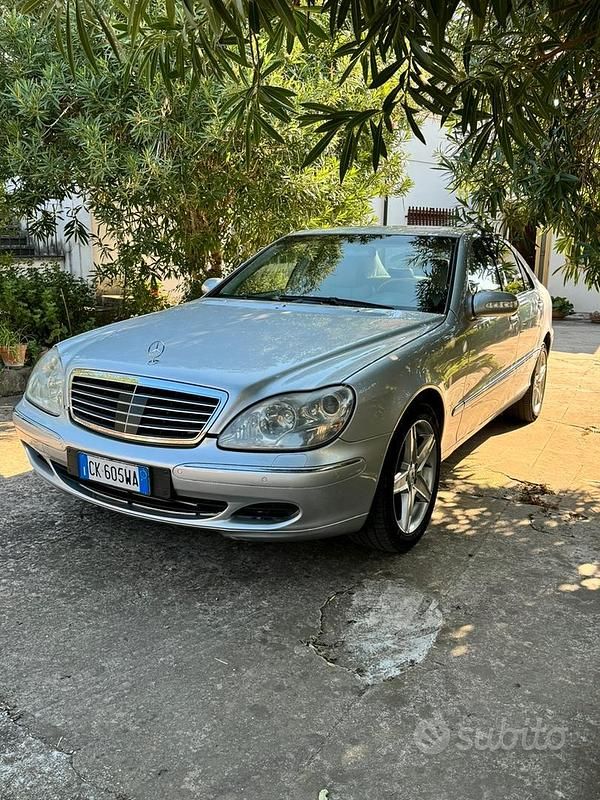 Usata Mercedes S320 204 CV (150 kW) 2002 Grigio Berlina