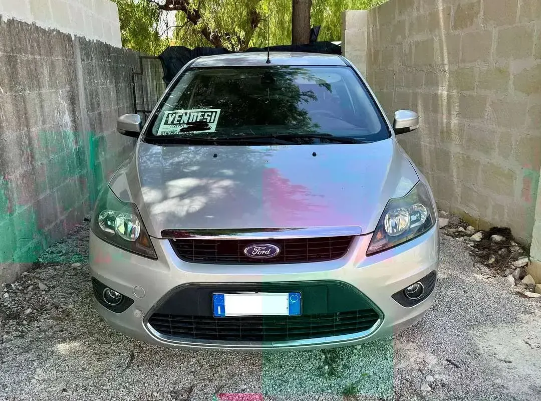 Usata Ford Focus Style 109 CV (80 kW) 2008 Argento Station wagon
