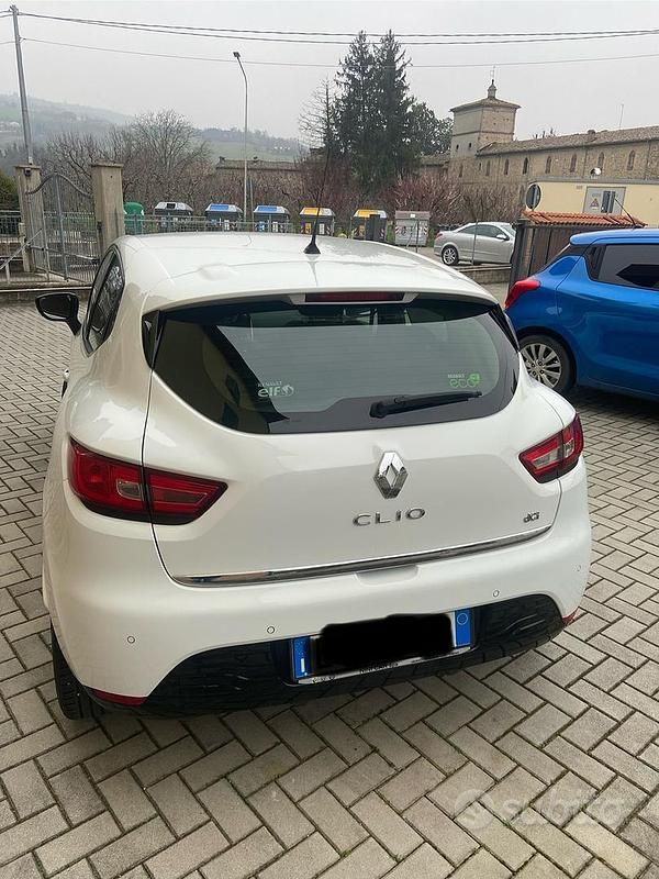 Usata Renault Clio IV 90 CV (66 kW) 2014 Berlina