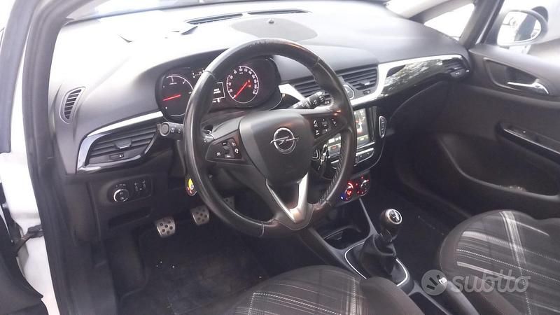 Usata Opel Corsa 95 CV (69 kW) 2017 Bianco Utilitaria