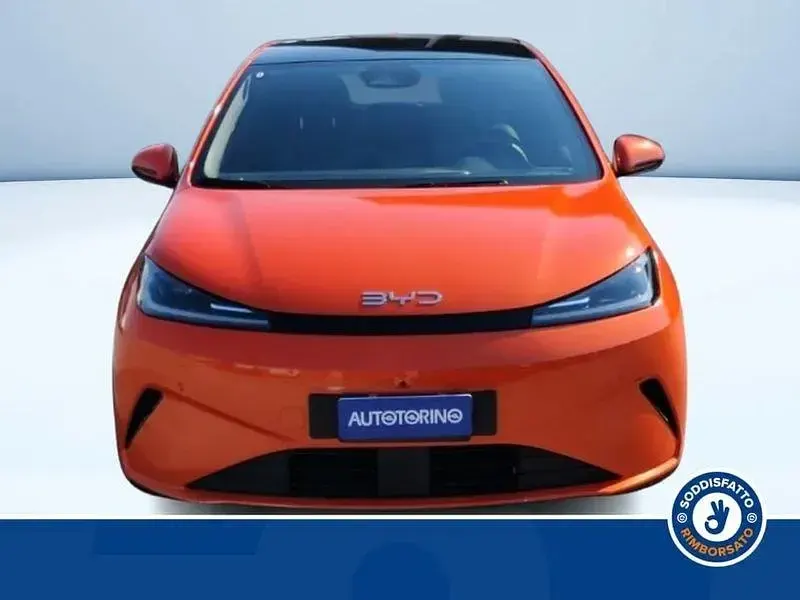 Nuova BYD Dolphin Comfort 154 kW (210 CV) 2026 Arancione Utilitaria