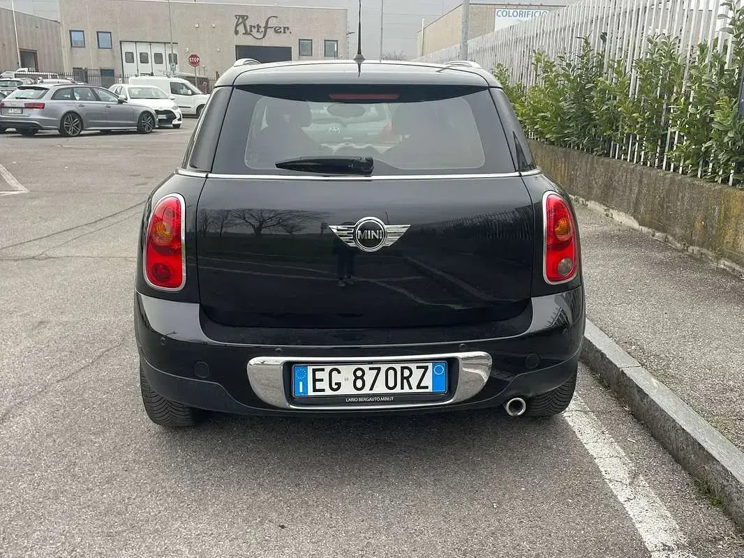 Usata Mini One D Countryman 90 CV (66 kW) 2011 Nero SUV