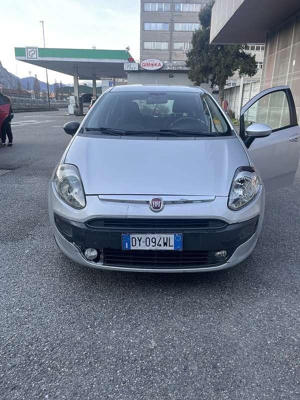 Usata Fiat Punto Evo Dynamic 77 CV (56 kW) 2009 Utilitaria