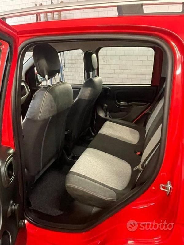 Usata Fiat Panda Cross Cross 84 CV (61 kW) 2021 Rosso Utilitaria