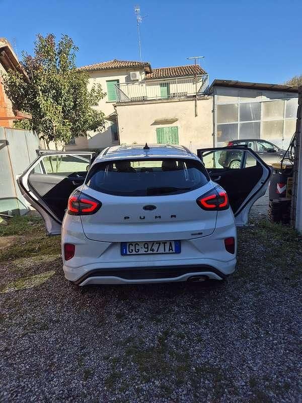 Usata Ford Puma 110 CV (80 kW) 2021 Bianco SUV
