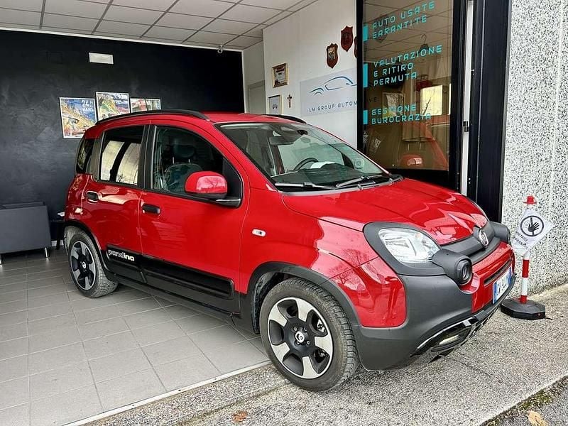 Usata Fiat Panda Cross Cross 69 CV (50 kW) 2025 Rosso Utilitaria