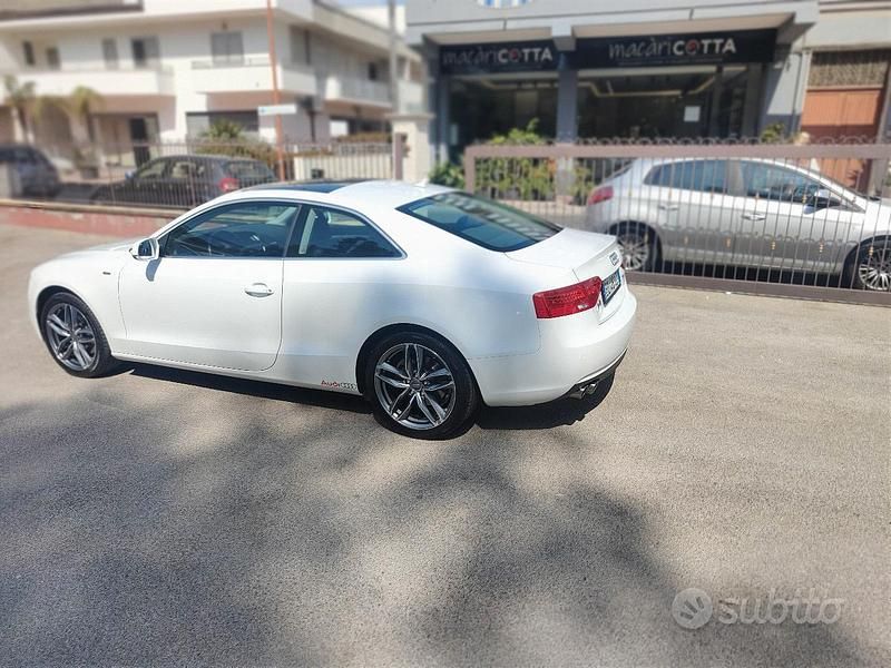 Usata Audi A5 177 CV (130 kW) 2012 Bianco Coupé