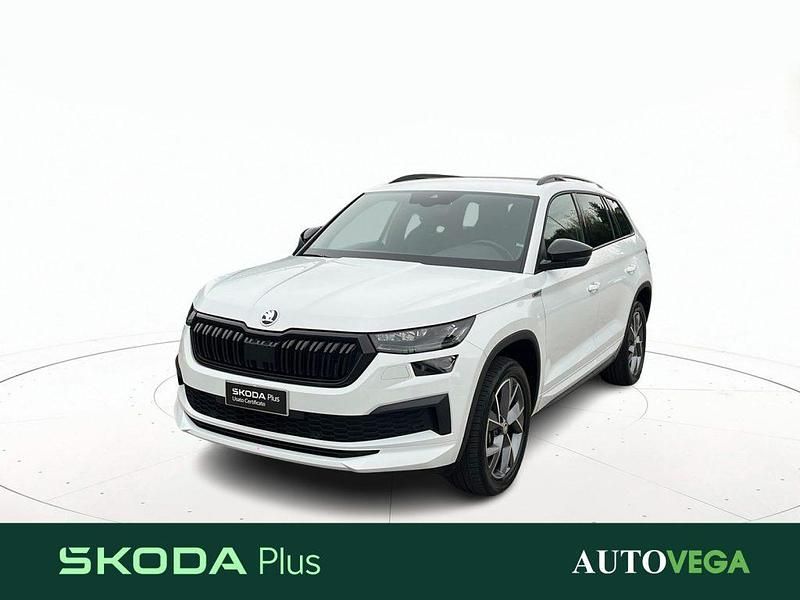 Bianco pastello Usata 2024 Skoda Kodiaq SportLine SUV | 34.700 € (Buon prezzo) - Immagine 1/4