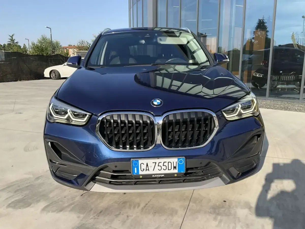 Usata BMW X1 Sport Line 150 CV (110 kW) 2020 Blu/azzurro SUV