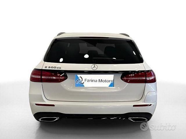 Usata Mercedes E300 Business 306 CV (225 kW) 2021 Bianco Station wagon