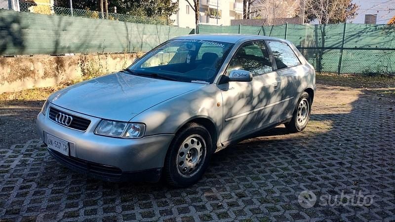 Grigio Usata 1998 Audi A3 Coupé | 400 € (Super prezzo) - Immagine 1/4