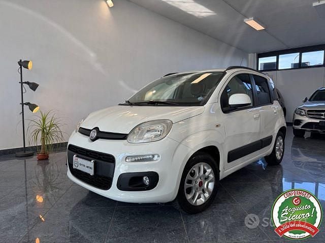 Usata Fiat Panda Lounge 75 CV (55 kW) 2013 Bianco Berlina