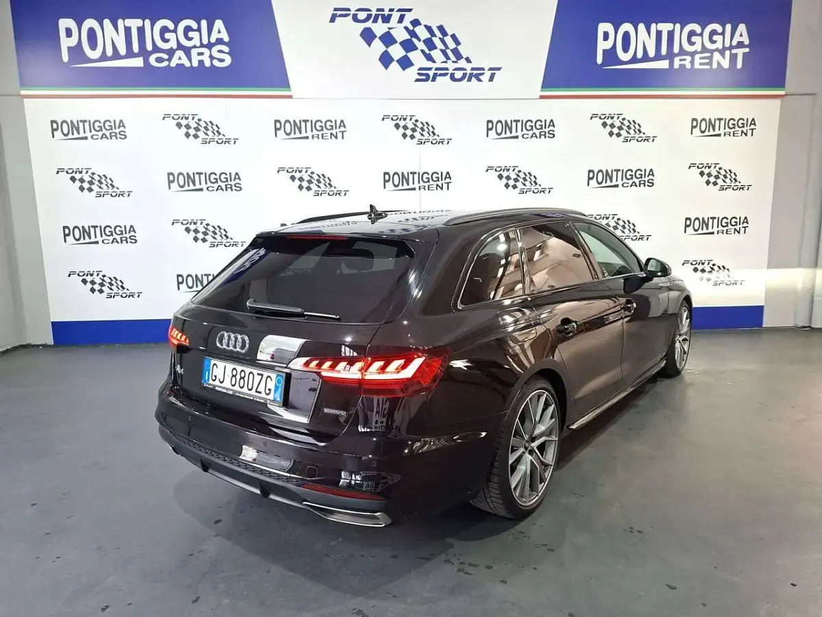 Usata Audi A4 S-Line 204 CV (150 kW) 2022 Nero Station wagon