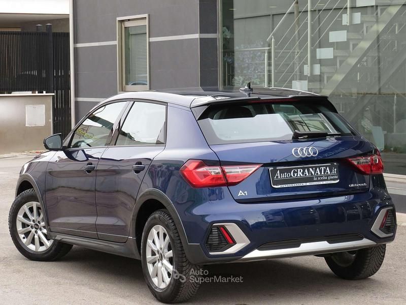 Usata Audi A1 Business 95 CV (69 kW) 2023 Blu SUV