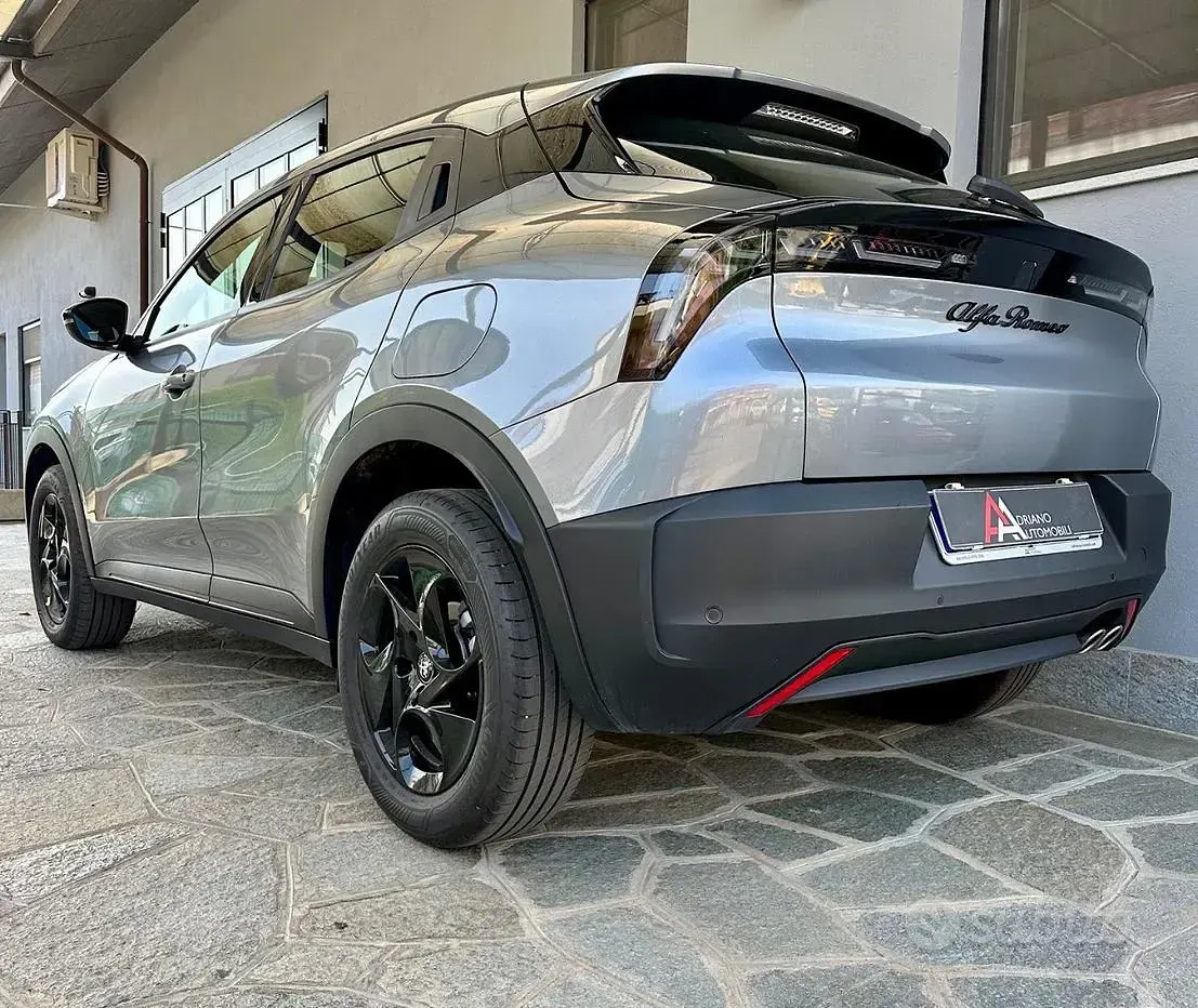 Usata Alfa Romeo GT Junior 136 CV (100 kW) 2025 Grigio SUV