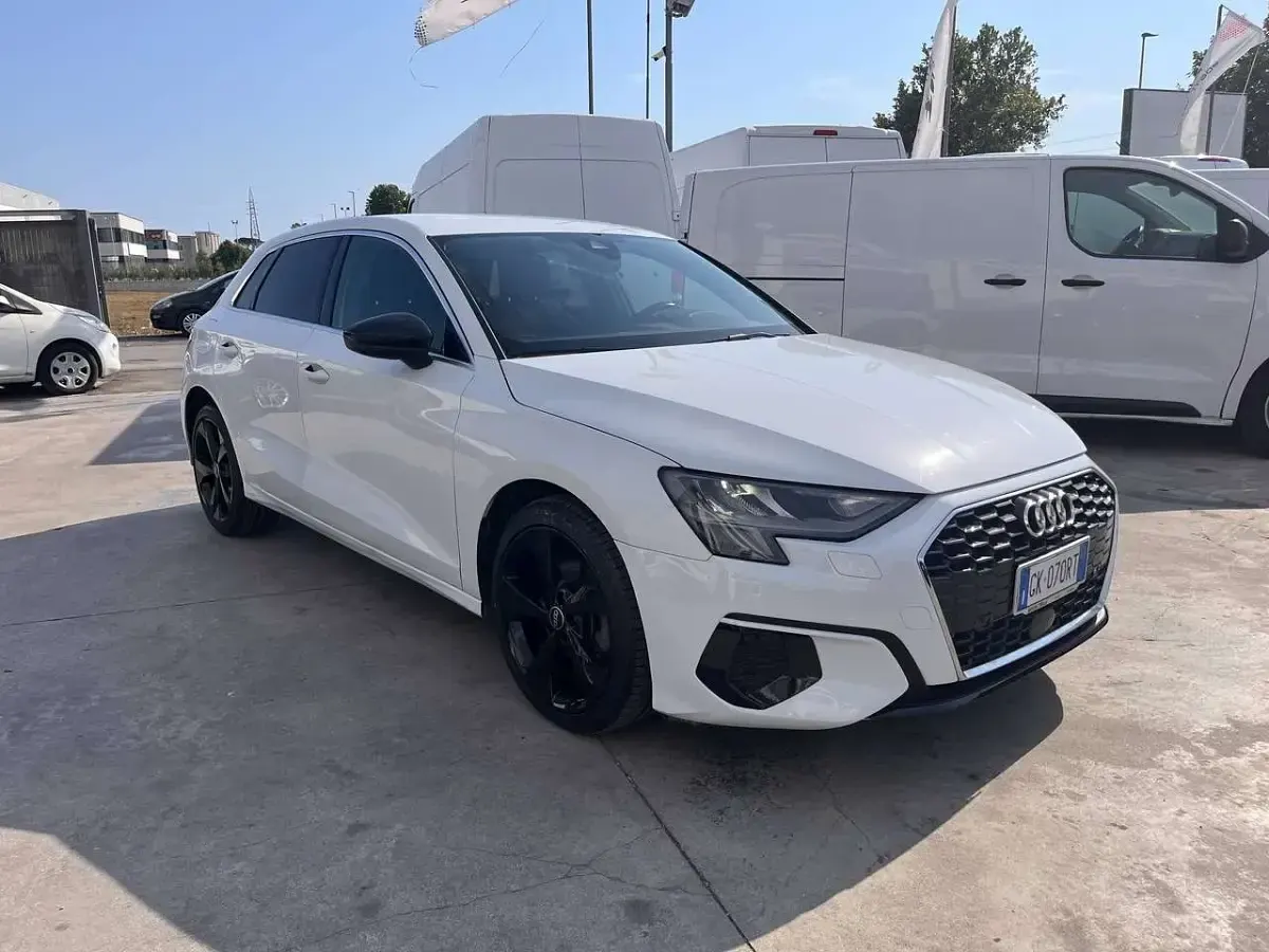 Usata Audi A3 Advanced 150 CV (110 kW) 2022 Bianco Berlina