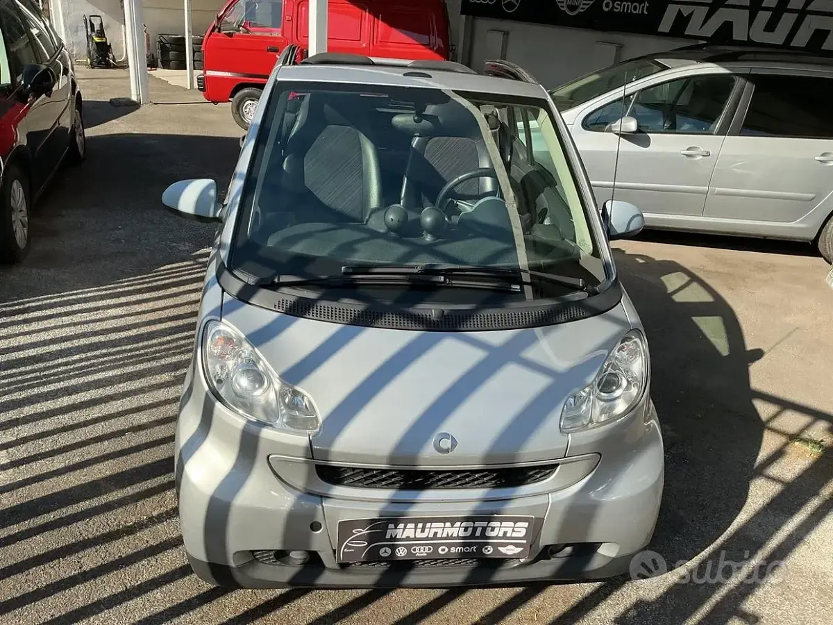Usata Smart ForTwo Cabrio Pulse 61 CV (44 kW) 2007 Grigio Cabrio