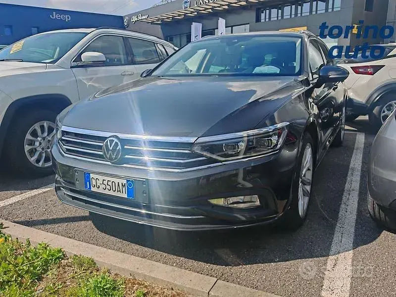 Usata VW Passat Business 150 CV (110 kW) 2021 Grigio Station wagon