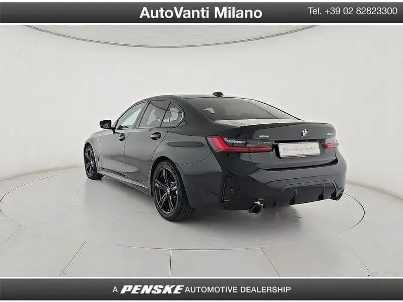 Begagnad BMW 320e M Sport 190 HK (139 kW) 2025 Svart Sedan