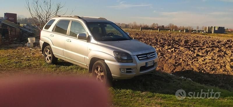 Usata Kia Sportage 141 CV (103 kW) 2008 Grigio SUV