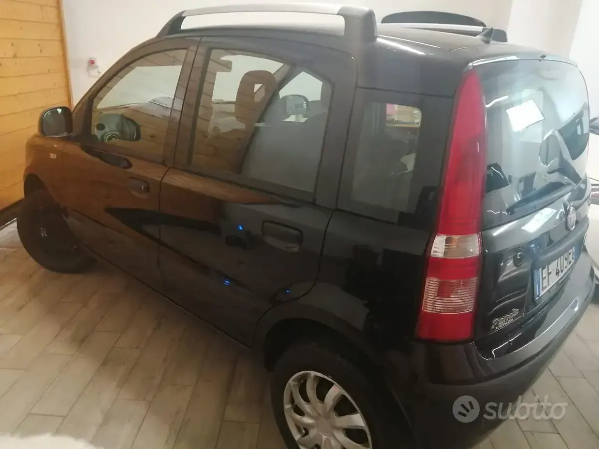 Usata Fiat Panda 77 CV (56 kW) 2011 Nero Utilitaria