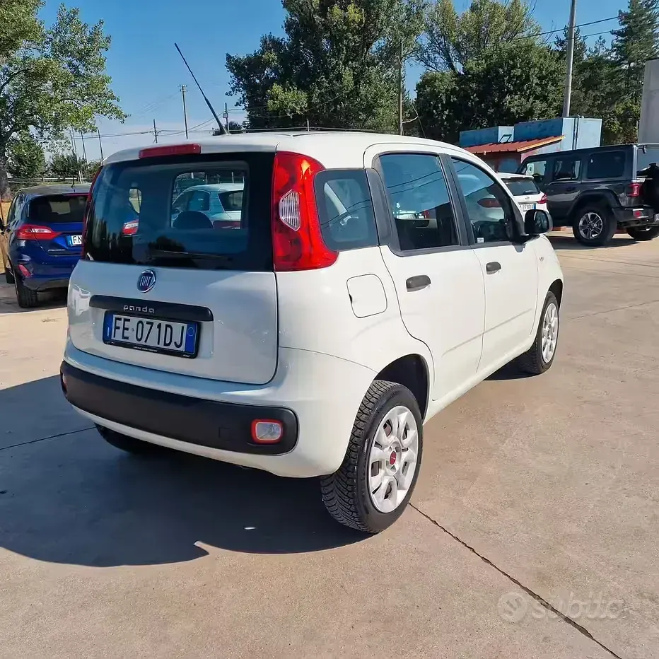 Usata Fiat Panda Lounge 80 CV (58 kW) 2016 Bianco Utilitaria