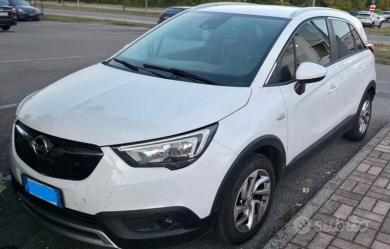 Usata Opel Crossland X S 102 CV (75 kW) 2019 Bianco SUV